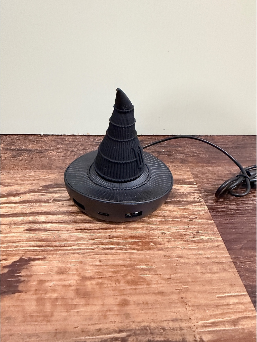 Wicked Black Witch Hat USB charger
